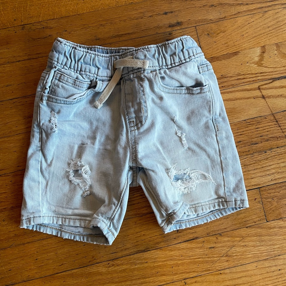 Old Navy Light Wash Distressed Kids Denim Shorts size XS 5